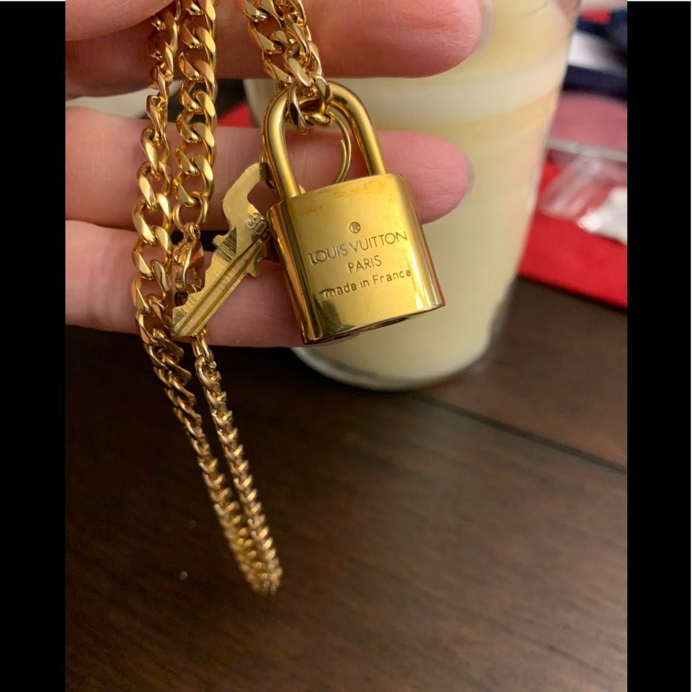 Authentic Lv Padlock - Picture 4 of 9